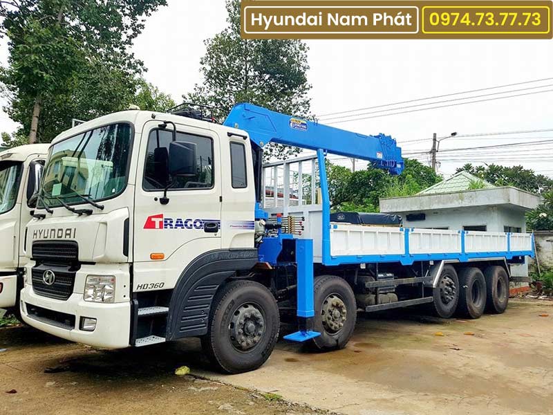 Xe Tải Hyundai HD360 Gắn Cẩu DongYang 7 Tấn SS1926 
